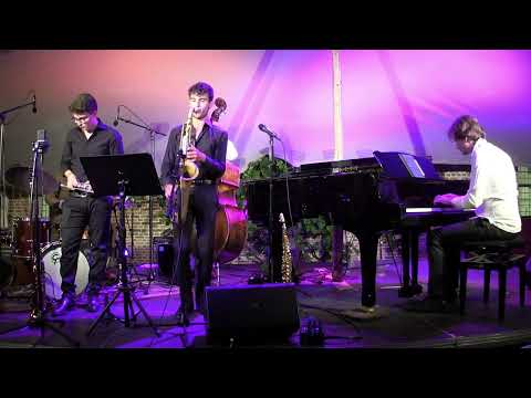 Alessandro Laura & Gaetano Castiglia with Mitchell Damen Trio - "Out Of The Night" (Joe Henderson)