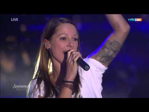 29.08.2015 Laternenfest Halle - Christina Stürmer "Millionen Lichter"