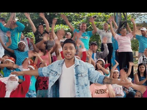 Vuelve y Juega - Daniel Calderón Y Los Gigantes (Canción De Navidad)