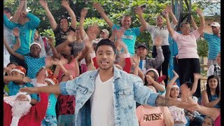 Vuelve y Juega - Daniel Calderón Y Los Gigantes (Canción De Navidad)