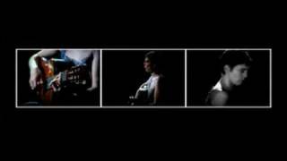 Adriana Calcanhotto -- Devolva-me - Clipe Oficial