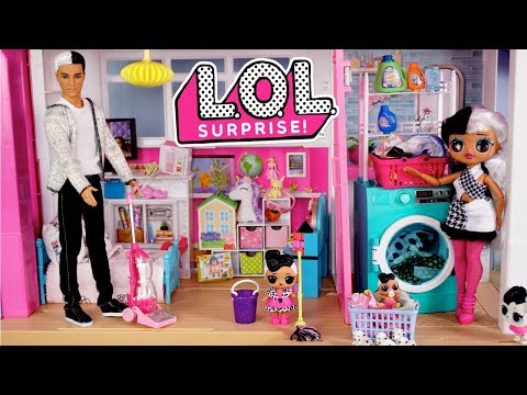 Barbie LOL Family Dollhouse Cleaning  Morning Routine - Titi Toys Dolls