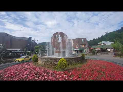 Cu autocarul prin Sinaia pana la cota 1400m.