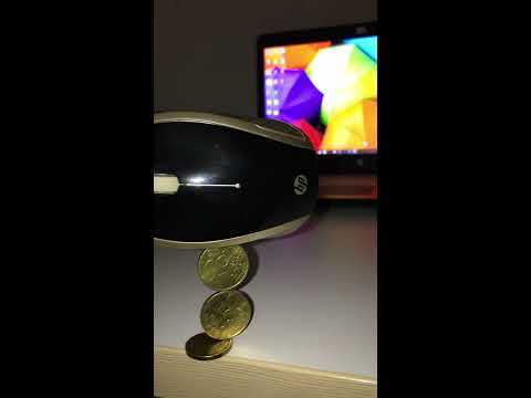 Mouse balanced on two coins #mouse #pc توازن ماوس على قطعتي نقود #ماوس #نقود #كمبيوتر #تكنولوجيا