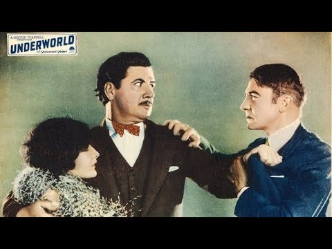 Underworld (Josef von Sternberg, 1927): Opening scene