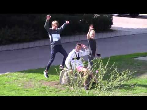 MongoTV_1424 - DRENGE RÅBER MONGO I MIN BAGGÅRD