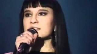 Celtas Cortos y Amaral  &quot;20 de Abril&quot;