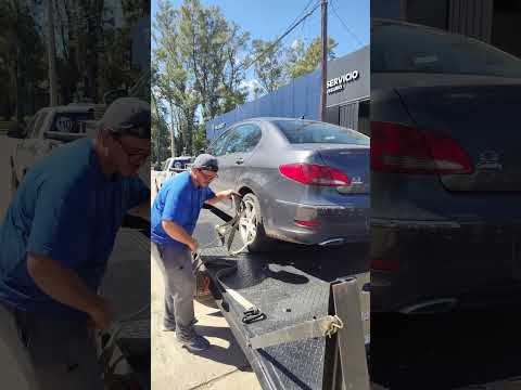 Auxilio a Peugeot 408 Allure (Isla Verde) #peugeot #trailer #Doncoco #Auxilio #Cordoba