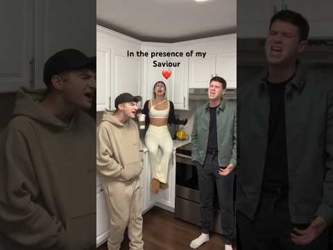 Loved singing this song 🫶🏻🕊️ @nataliejane @AnthonyGargiula #sing #hillsongunited #music