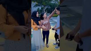 Download lagu Story Wa Tik Tok Lagu Hijau Daun Cinta Terbalik,Akan Di Cover Oleh Septi Dan Alex Pada Tahun 2032. mp3