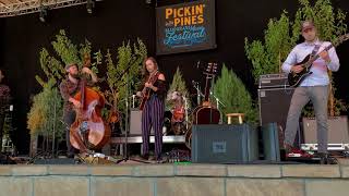 Sierra Hull - Black River