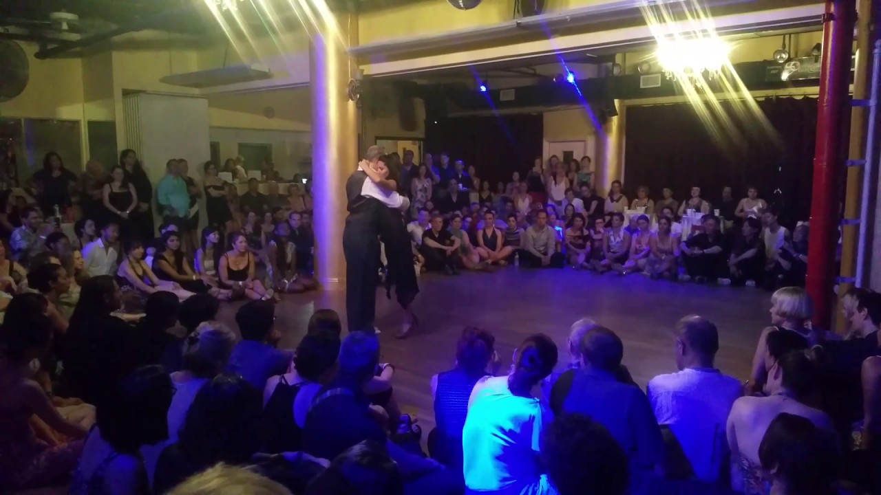 Argentine tango: Horacio Godoy & Cecilia Berra - El Cuarteador
