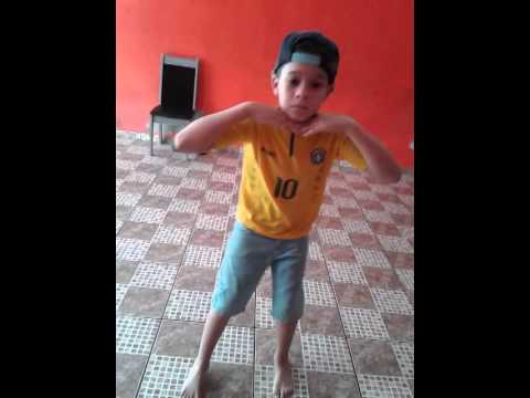 MC Crash e MC Dadinho - Passinho Do Romano