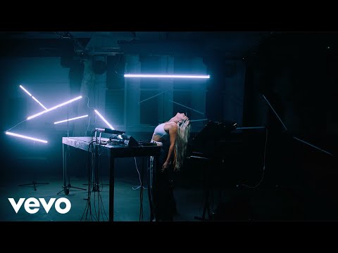 BIIANCO - Get You Out (Live Video)