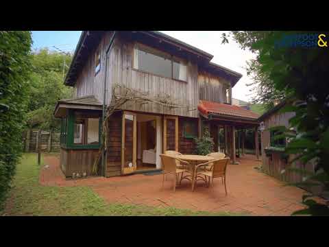 SOLD - 77C Benson Road, Remuera - Alex Baker and Linda Galbraith