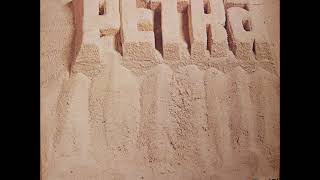Petra – Storm Comin&#39;