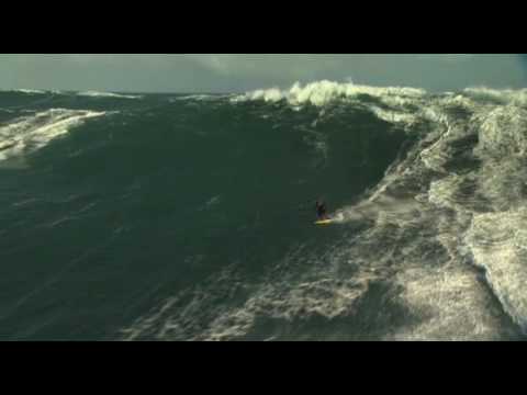 Ross Clarke-Jones & Tom Carroll tackle biggest waves in Storm Surfers