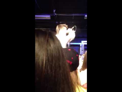 Nick Tangorra sings Boyfriend at Soluna Studios