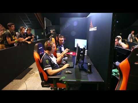 Liquid (Rapha, DaHanG) vs. Sleep to Awake (Clawz, Silencep) – последние секунды финала