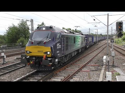 DRS 88002 passes Wigan North Western working 4S43 Daventry to Mossend Tesco 01/07/17