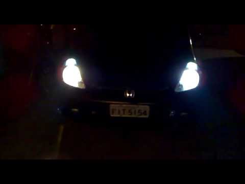 Philips Diamond Vision 5000K vs Philips headlights stock bulbs