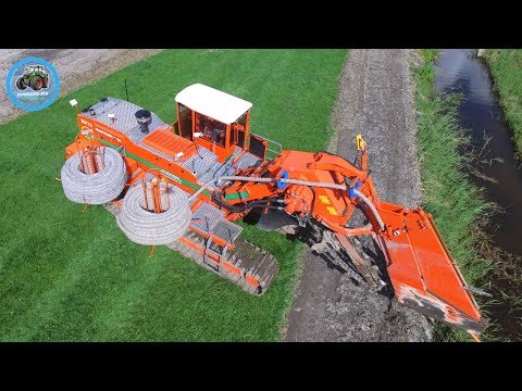 download lagu mp3 mp4 Land Met Een Q, download lagu Land Met Een Q gratis, unduh video klip Land Met Een Q