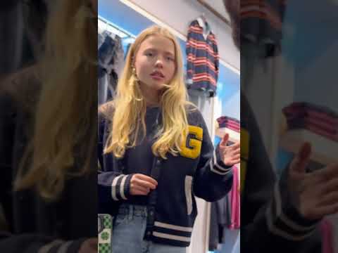 This 14 years old girl shocked everyone with her voice 😱