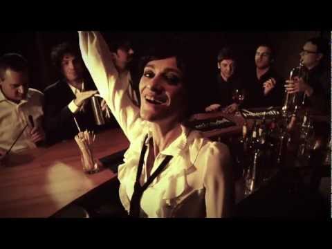 Les observateurs - Cristina Zavalloni & Radar Band (Official videoclip)