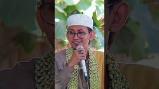 Download lagu Kh tuhfa nyanyi lagu Madura 🤣 #khrmohkholilasad #shorts #khtuhfa mp3 Download lagu Kh tuhfa nyanyi lagu Madura 🤣 #khrmohkholilasad #shorts #khtuhfa mp3