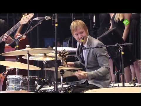 Kyteman Orchestra live! The Mushroom Cloud & Angry at the World [HD] - Pinkpop 2012