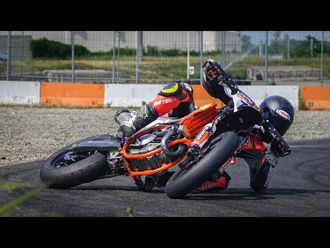 Alex Morosi supermoto slide extreme