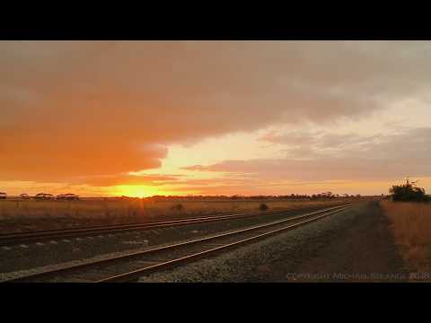 Sunset Timelapse at Gheringhap (Victoria) - PoathTV