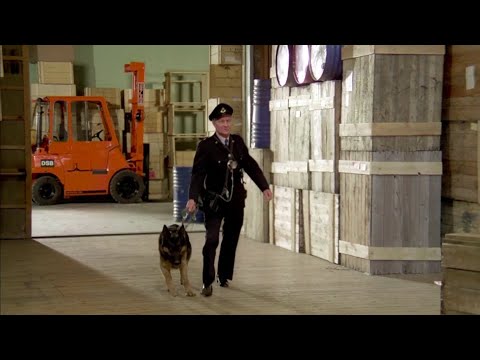 Olsen-banden på sporet (1975) - Tæsk skulle de have, tæsk!