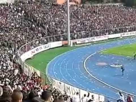 Zonguldakspor tribünleri kırmızı lacivert