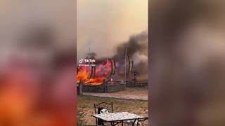 Olbia, le fiamme arrivano vicino all'aeroporto