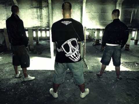 Pery Bonano Vladis - Krídla z tmy feat. Baška RMX