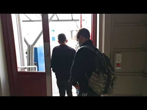 POLYBAHN ZURICH SINCE 1889. Keajaiban Naik Kereta Funicular Polybahn Menuju Kota Tua Zürich.