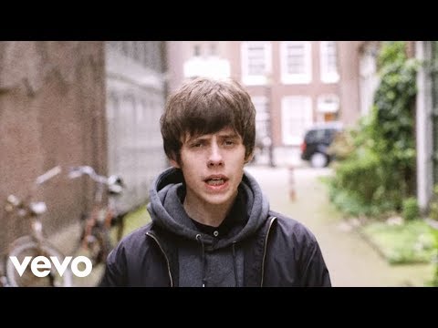 Jake Bugg - Lightning Bolt (Official Video)