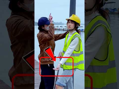 Everyone Should Know This Hand Signal – It Means “Help Me” #bekindstudio #kindness #respect #shorts