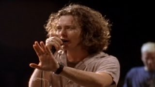 Pearl Jam - Even Flow "Manila" (Feb. 26, 1995) HD 1080p / SBD