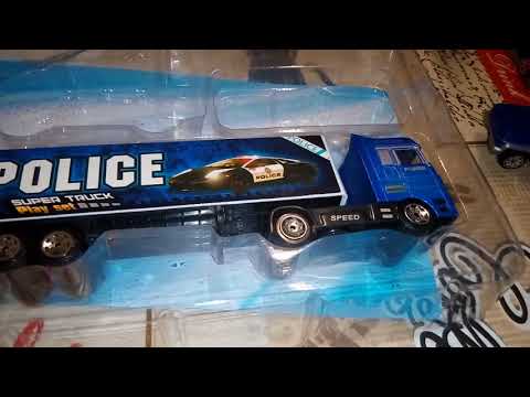 Обзор игрушечного набора "Полицейские машинки"