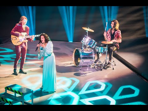 EMA 2022 - finale: GUŠTI feat. LEYRE - NOVA ROMANTIKA