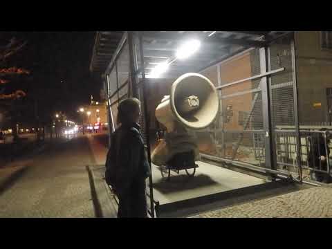 Bankleer - Echo sagt Bodensatz Installation (Music by Patric Catani)