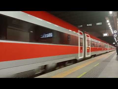 Frecciarossa 1000 doppio con nuova livrea a Torino porta Susa