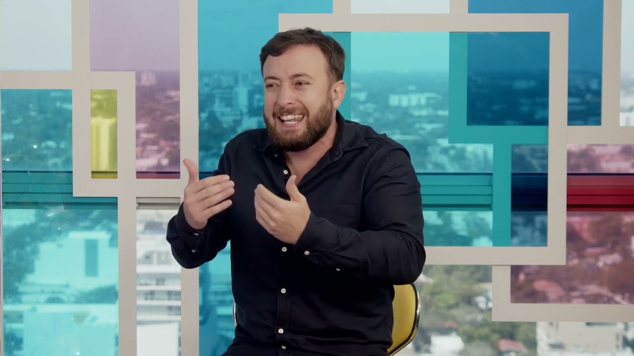 EL POLITÓLOGO Y CONFERENCISTA ARGENTINO AGUSTÍN LAJE, LANZA SU NUEVO LIBRO "GENERACIÓN IDIOTA"