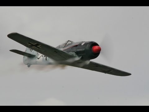GIANT SCALE RC FOCKE WULF FW 190 MOKI 250 cc ONBOARD CAMS - PAUL & LUKE AT THE BMFA NATS - 2014