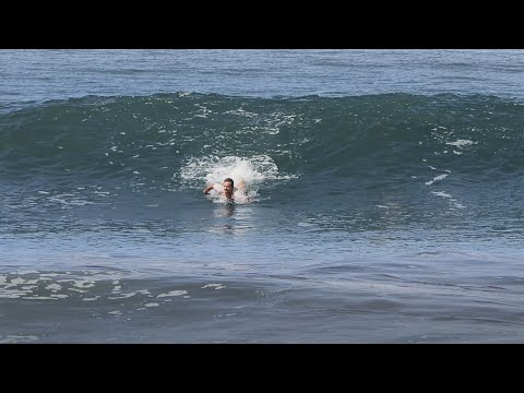 Bali’s Best Wave For Doing Turns? – Canggu