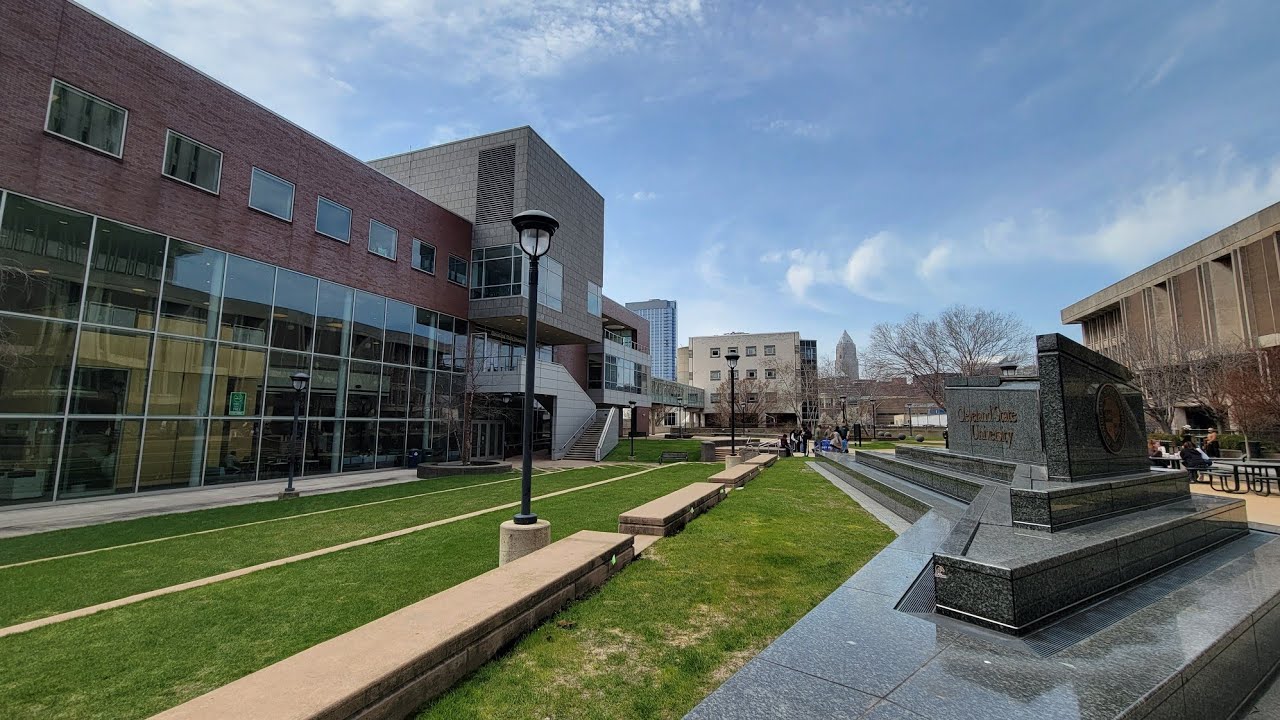 Touring the Outside of Cleveland State University's Campus and Dining Options in 2025