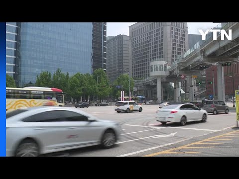 정부, 페달 오조작 방지장치 확대...고위험자 '조건부 면허' 검토 / YTN