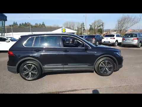 Volkswagen Tiguan 2.0TDI 122BHP LIFE - Image 2